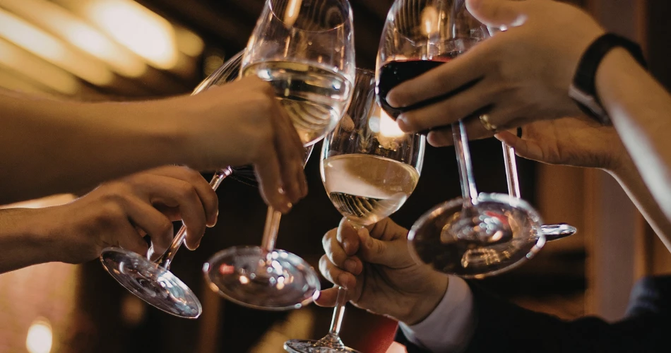 Top Nightlife Experiences in Roseville, United States for Late-Night Fun